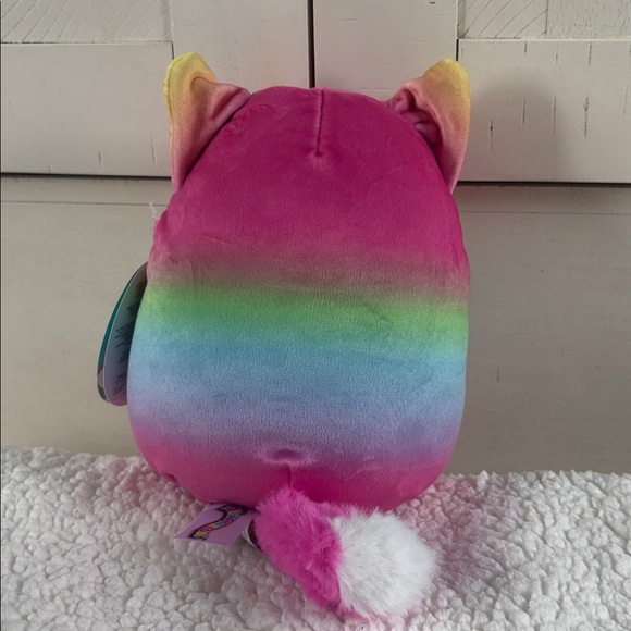 Xenia Rainbow Fox Squishmallow 7 inches - Picture 3 of 3